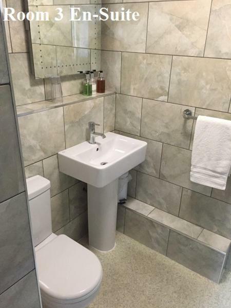 The Arches Guest House Вітбі Екстер'єр фото